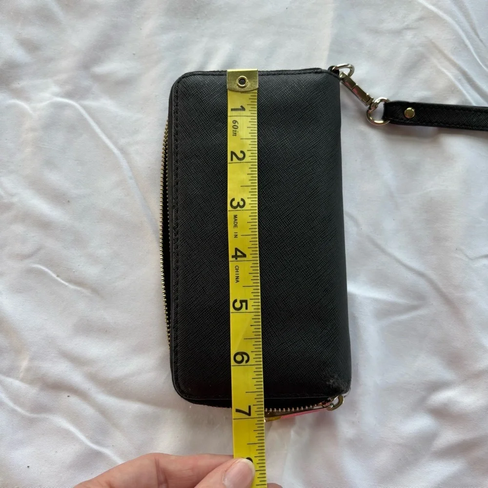 Michael Kors Black Wristlet‎ Wallet - Picture 9 of 9